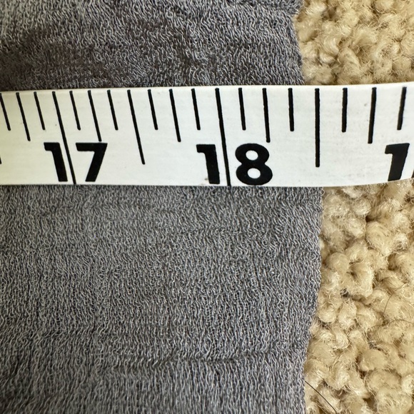 HELMUT Helmut Lang Gray Crinkled Chiffon Sleeveless Sheer Tank Blouse Gray - Picture 7 of 7